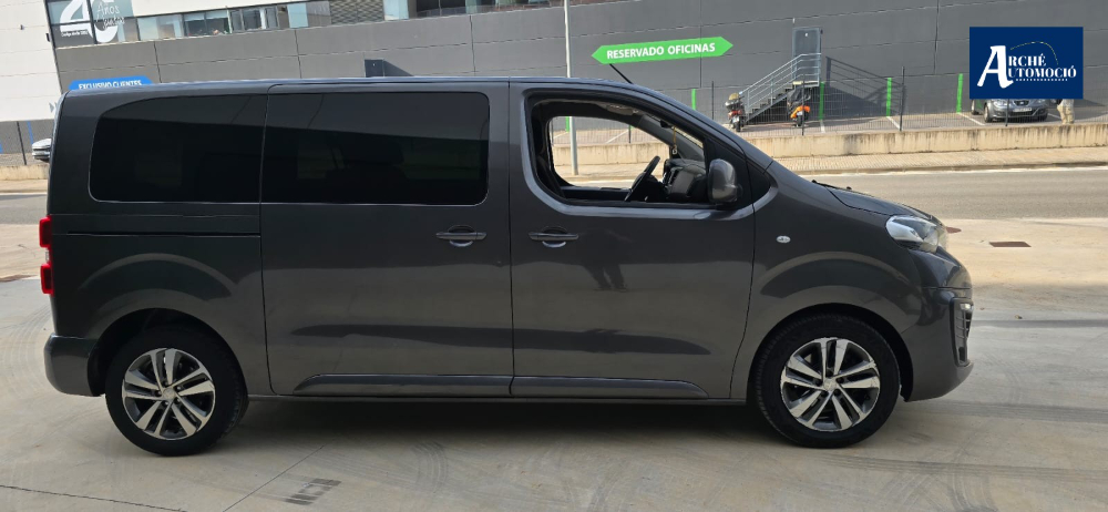 Peugeot Traveller Allure foto 4