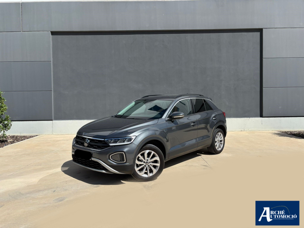 Volkswagen T-Roc Life foto miniatura Volkswagen T-Roc Life foto miniatura